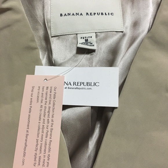 Banana Republic trench coat water resistant - Picture 4 of 8